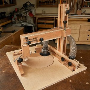 Circle-Cutting Router Trammel With Micro Adjustment