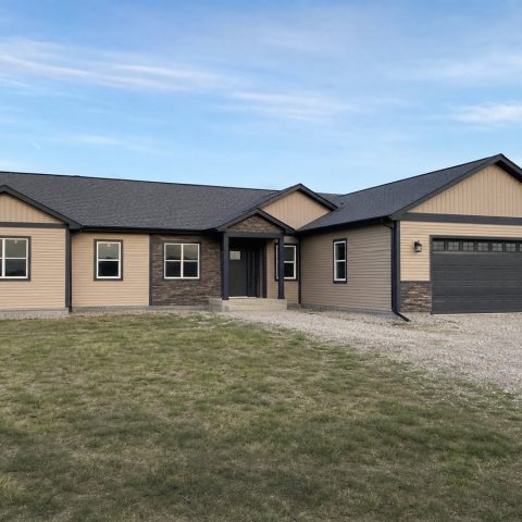 $417,500 Flexible Modular Family Ranch: 2,160-Sq.-Ft. Four-Bedroom Plan