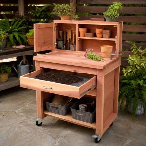 Mobile Potting Cart With a Soil-Sifting Drawer