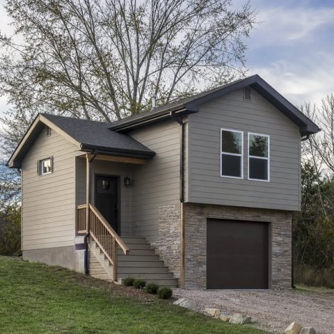 $95,625 Essential Garage-Under Small Home: 657-Sq.-Ft. One-Bedroom Plan