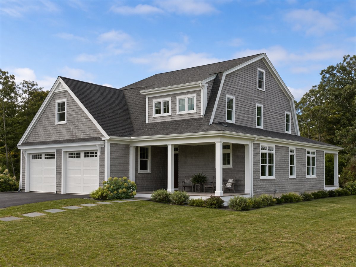 Seabrook Shingle House 2303, a conceptual 2303-square-foot restrained Shingle-style family home with a $363,125 construction target