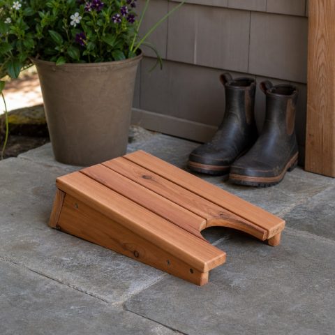 Wooden Garden Boot Jack Plans: 8 Builds