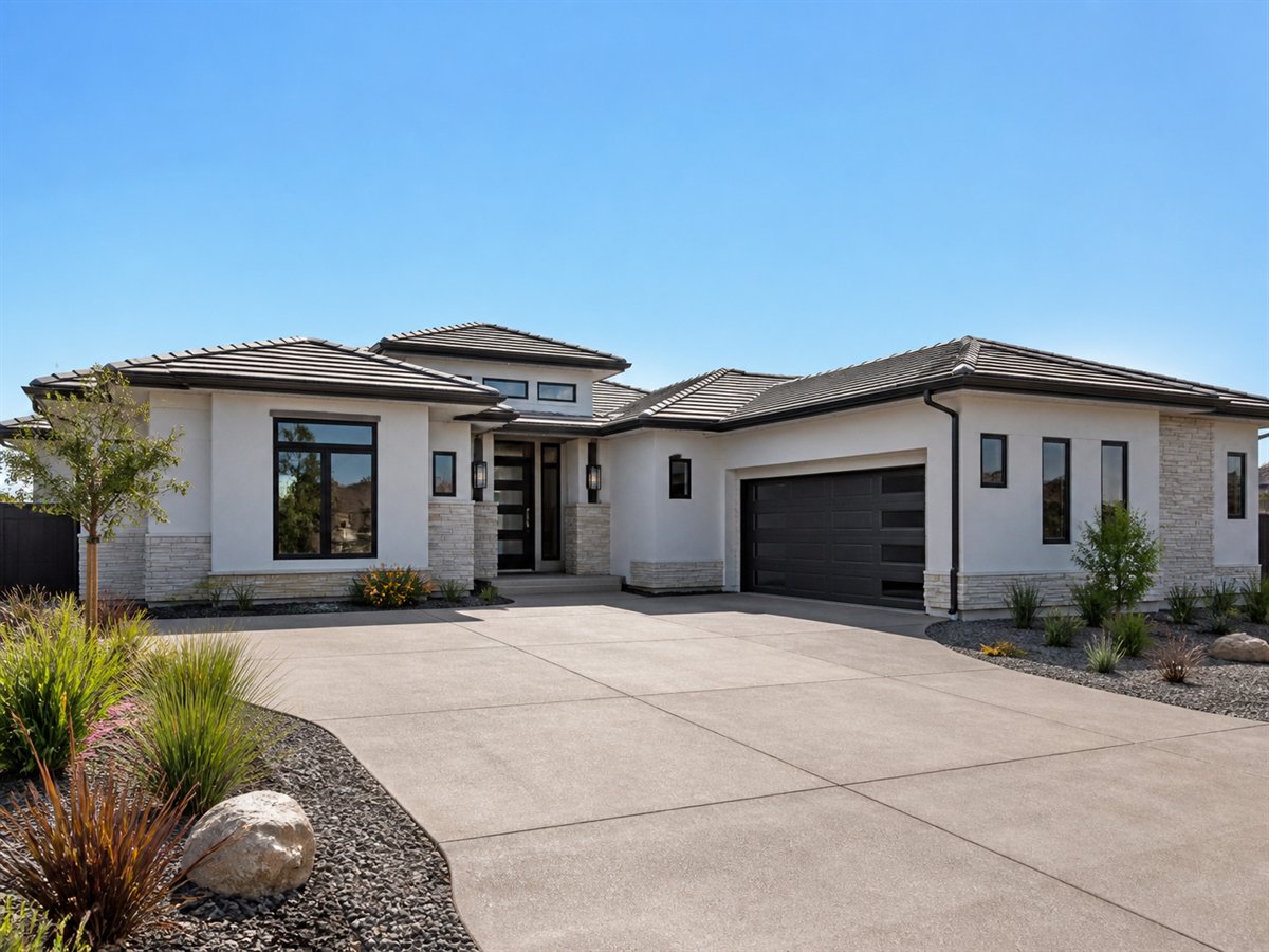 Stonegate Court Multigenerational Suite 2561, a conceptual 2561-square-foot contemporary courtyard family home with a $417,800 construction target