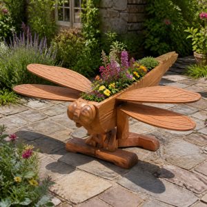 10 Dragonfly-Shaped Wooden Planter Ideas for Pond Gardens